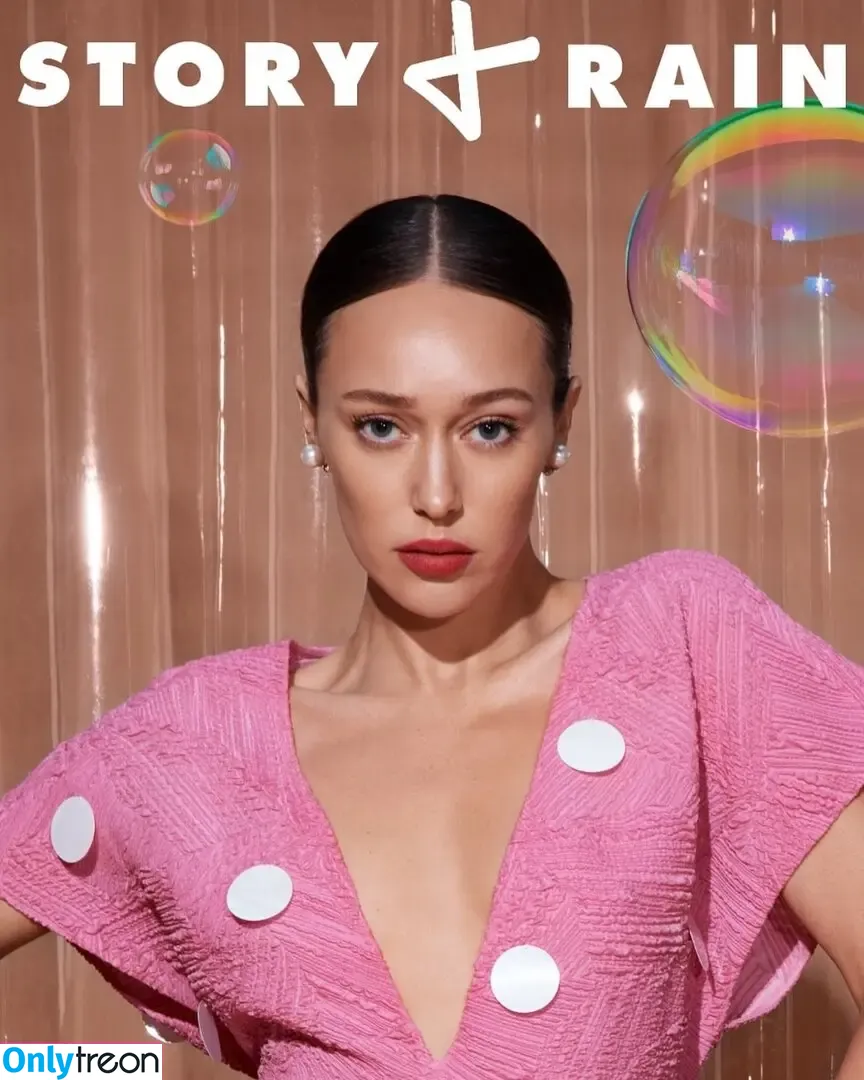 Alycia Debnam Carey nude photo #1461 (DebnamCarey / alyciajasmin)