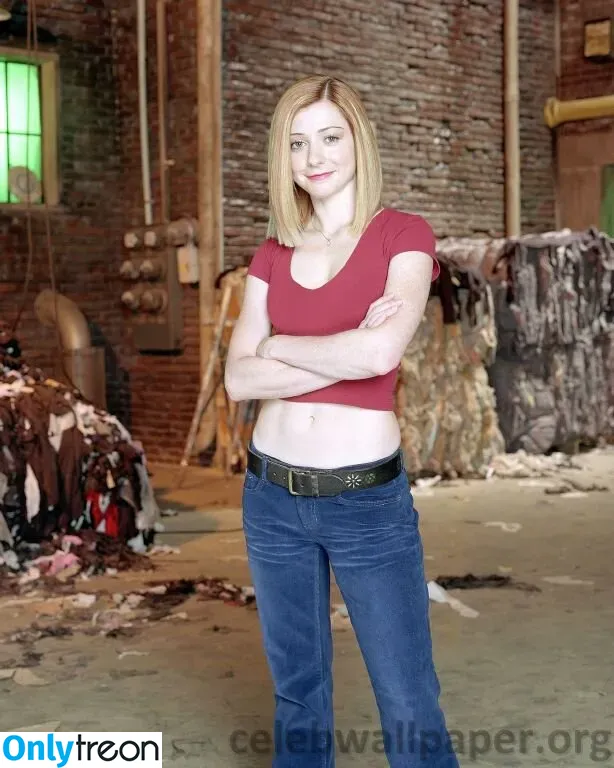 Alyson Hannigan nude photo #0063 (alysonhannigan / u64276282)