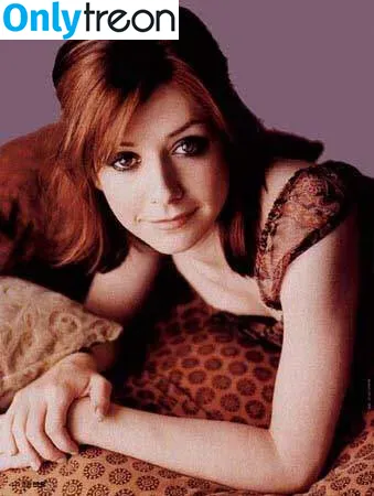 Alyson Hannigan nude photo #0073 (alysonhannigan / u64276282)