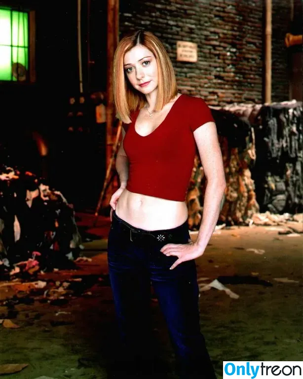 Alyson Hannigan nude photo #0086 (alysonhannigan / u64276282)
