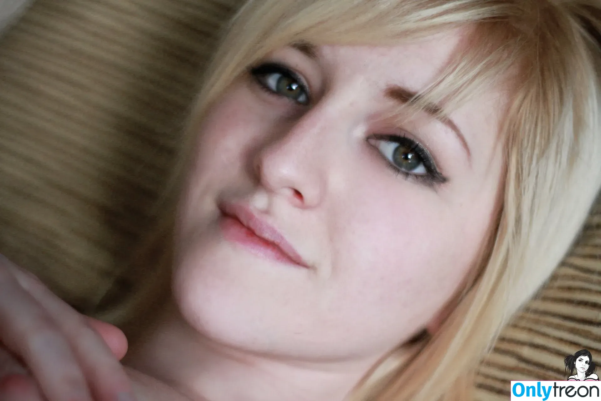 alysondacher nude photo #0069 (alysondacher)