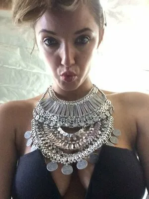 Alyssa Arce / alina770 / miss_alyssaarce / missalyssaarce nude photo #0163