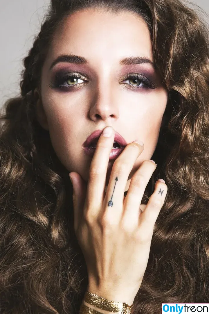 Alyssa Arce nude photo #0415 (alina770 / miss_alyssaarce / missalyssaarce)