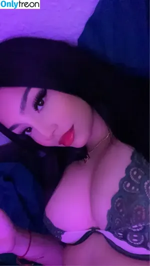 Alyssalyssa1933 / lyssa1933 / lyssa33 nude photo #0004