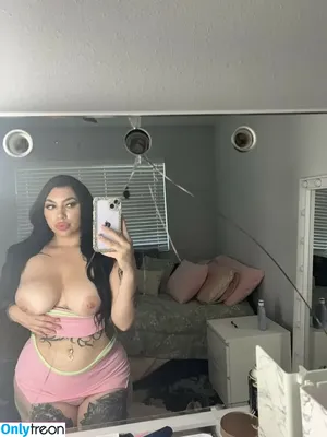Alyssa Noelle / alyssanoelle69x / alyssanoellex69x nude photo #0013
