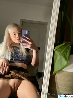 alyssa9 / allyssaap_ / alyssalynch nude photo #0525