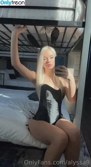 alyssa9 / allyssaap_ / alyssalynch nude photo #0950