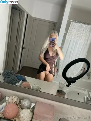 alyssa9 / allyssaap_ / alyssalynch nude photo #1335