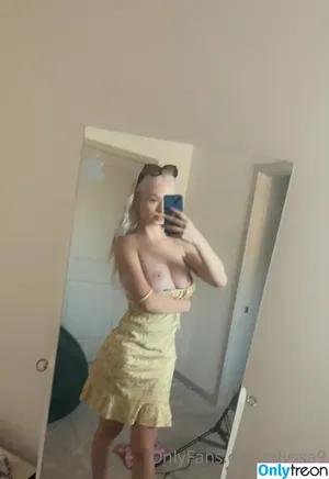 alyssa9 / allyssaap_ / alyssalynch nude photo #1637