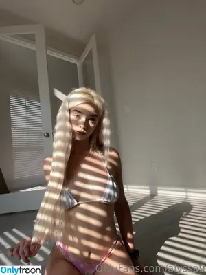 alyssa9 / allyssaap_ / alyssalynch nude photo #1731