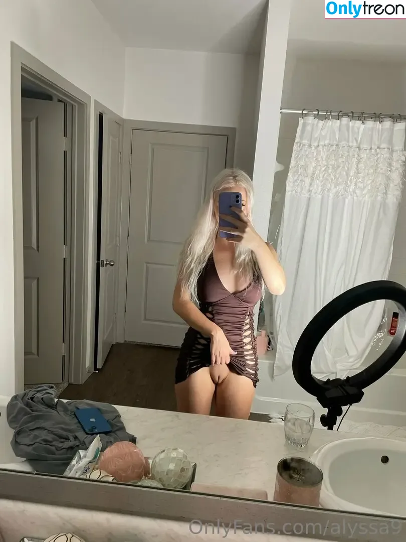 alyssa9 nude photo #1334 (allyssaap_ / alyssalynch)