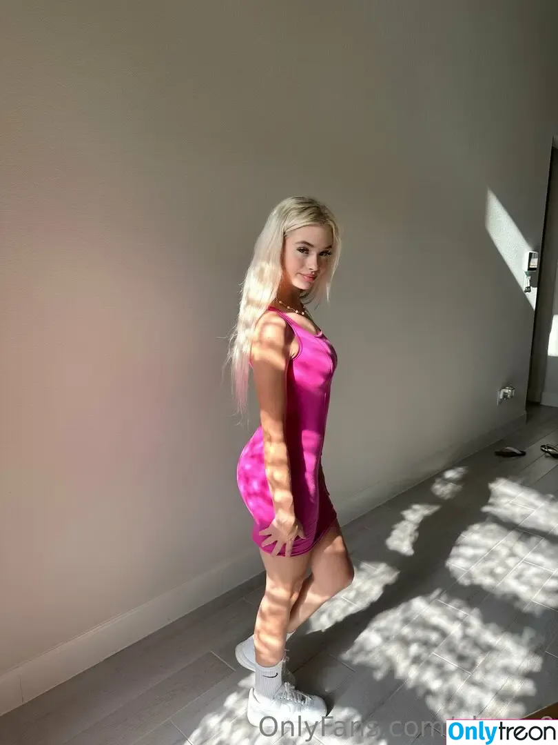 alyssa9 nude photo #1680 (allyssaap_ / alyssalynch)