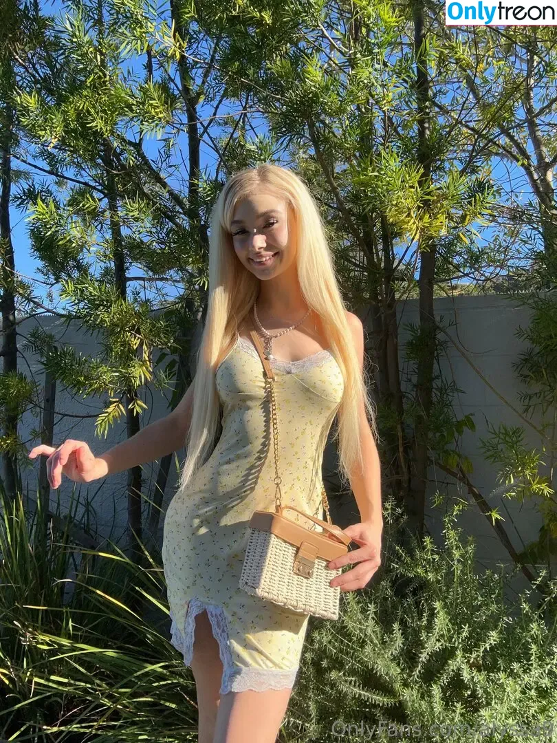 alyssa9 nude photo #1833 (allyssaap_ / alyssalynch)