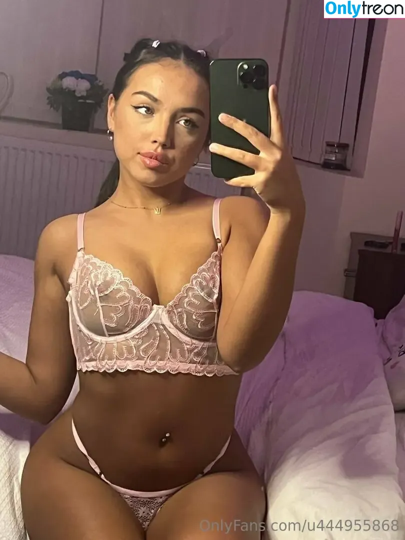 alyssabankss nude photo #0027 (alyssabankss)