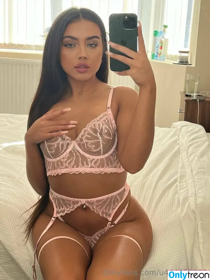 alyssabankss nude photo #0091 (alyssabankss)