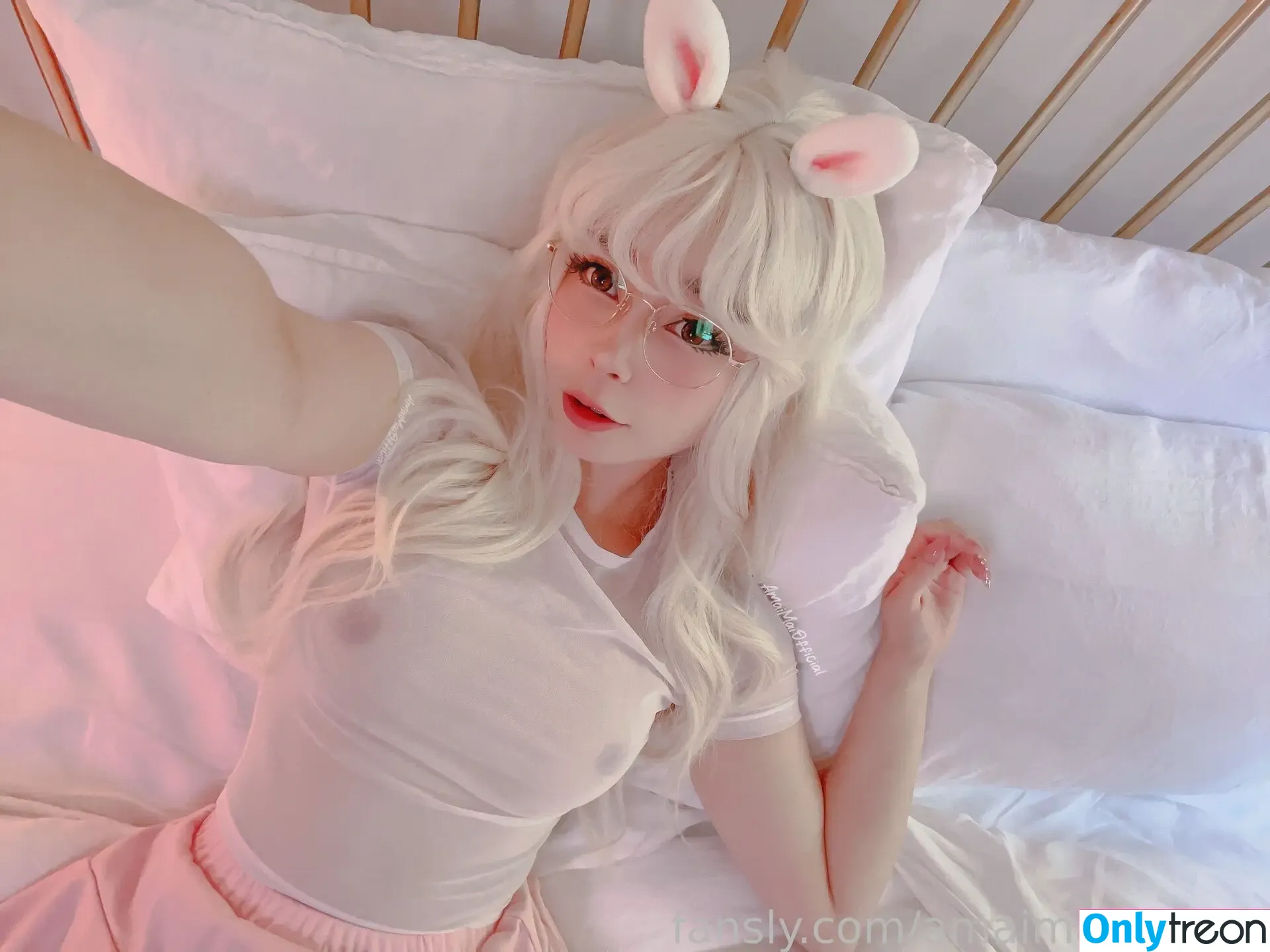 Amaimaiofficial nude photo #0053 (amaimaiofficialcosplay)