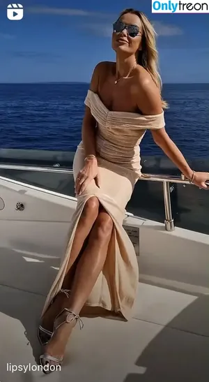 Amanda Holden / amanda_holden / noholdenback nude photo #1373