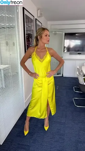 Amanda Holden / amanda_holden / noholdenback nude photo #1493