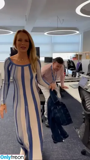 Amanda Holden / amanda_holden / noholdenback nude photo #1613