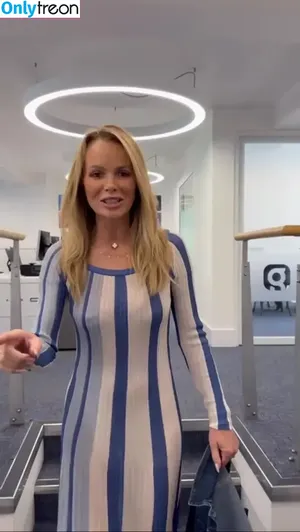 Amanda Holden / amanda_holden / noholdenback nude photo #1615