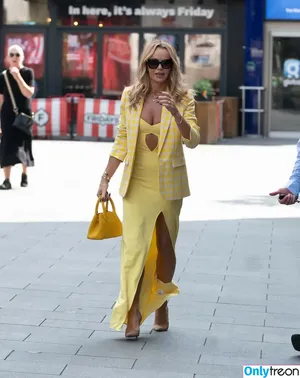 Amanda Holden / amanda_holden / noholdenback nude photo #1890