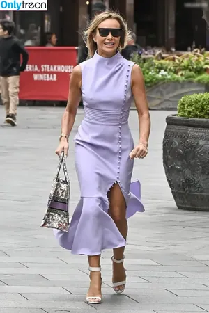 Amanda Holden / amanda_holden / noholdenback nude photo #1998