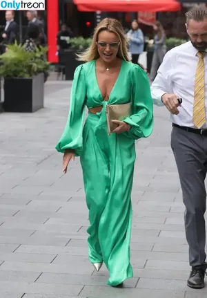 Amanda Holden / amanda_holden / noholdenback nude photo #2005