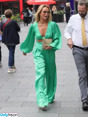 Amanda Holden / amanda_holden / noholdenback nude photo #2021