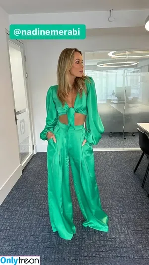 Amanda Holden / amanda_holden / noholdenback nude photo #2079