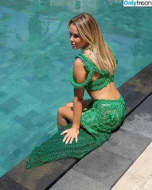 Amanda Holden / amanda_holden / noholdenback nude photo #2088