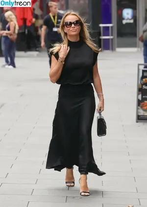 Amanda Holden / amanda_holden / noholdenback nude photo #2137