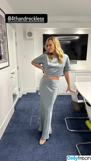 Amanda Holden / amanda_holden / noholdenback nude photo #2154