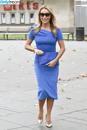 Amanda Holden / amanda_holden / noholdenback nude photo #2164