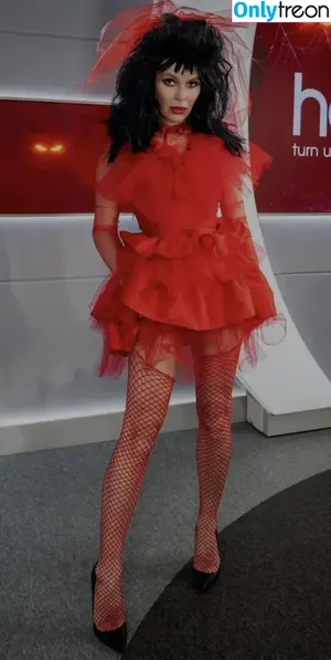 Amanda Holden / amanda_holden / noholdenback nude photo #2309