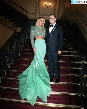 Amanda Holden / amanda_holden / noholdenback nude photo #2397