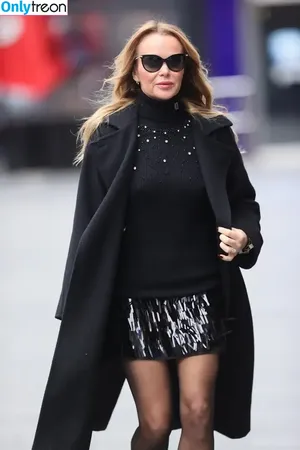 Amanda Holden / amanda_holden / noholdenback nude photo #2436