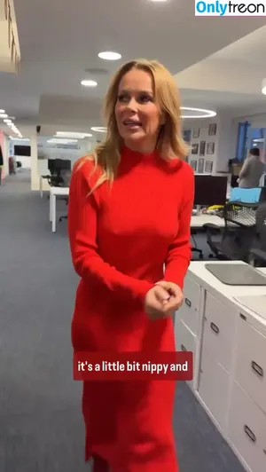 Amanda Holden / amanda_holden / noholdenback nude photo #2519