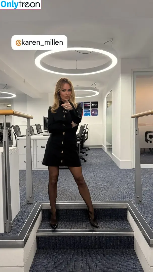 Amanda Holden nude photo #2360 (amanda_holden / noholdenback)