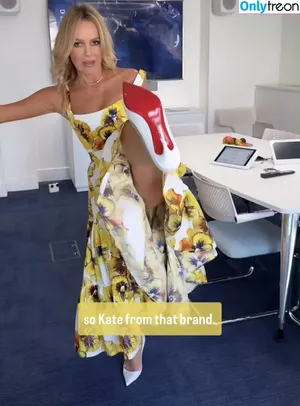 Amanda Holden / amanda_holden / noholdenback nude photo #3140