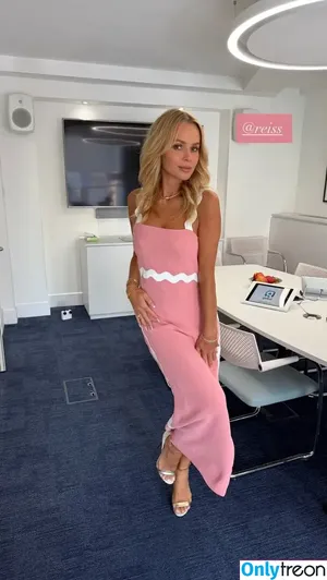 Amanda Holden / amanda_holden / noholdenback nude photo #3162