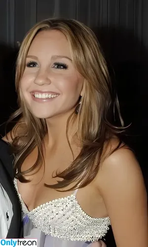 Amanda Laura Bynes / rlamandabynes nude photo #0142