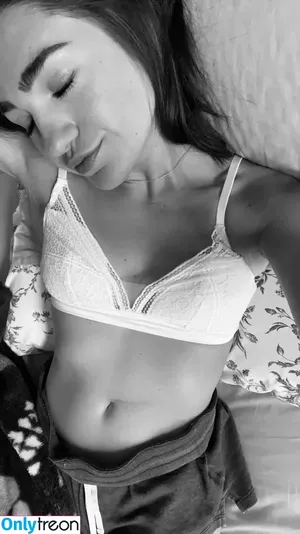 amanda.marie222 / amanda-marieee / manda.marie22 nude photo #0021