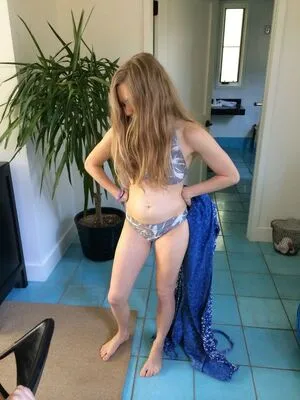 Amanda Seyfried / AmandaSeyfried / mingey nude photo #0057