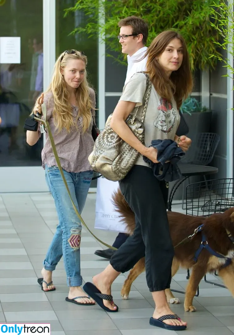 Amanda Seyfried nude photo #0015 (AmandaSeyfried / mingey)