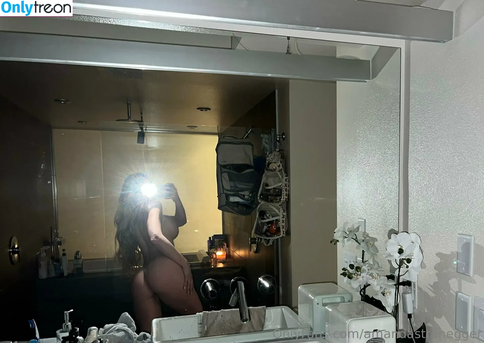 Amanda Stronegger nude photo #0007 (amandastronegger)