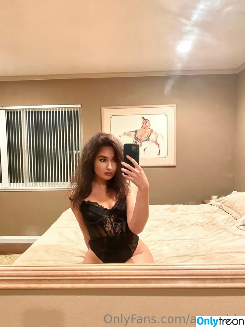 amandalacroix nude photo #0017 (amandalacroix93)