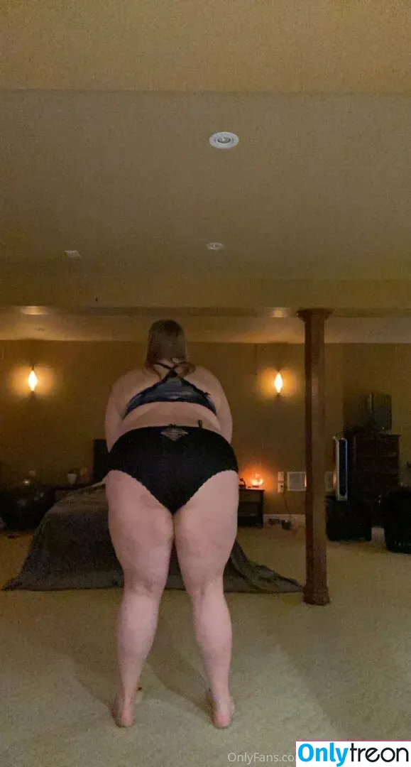 amazonjacq nude photo #0006 (canadianamazonj)