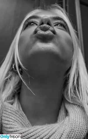 Ambar Driscoll / ambardriscoll nude photo #0363