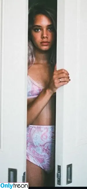 Ambar Driscoll / ambardriscoll nude photo #0367