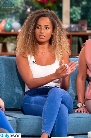 Amber Gill / amberrosegill nude photo #0126
